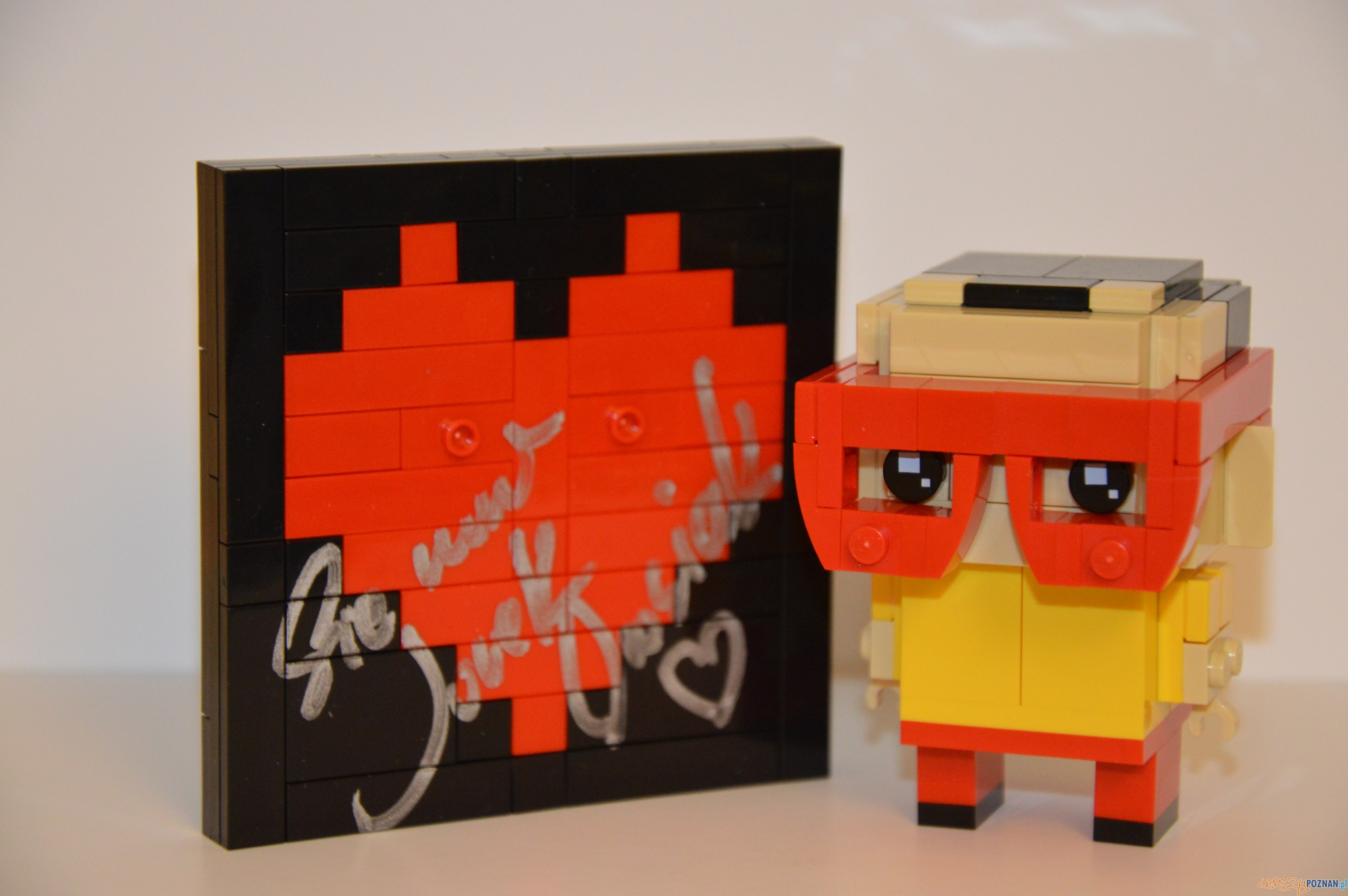 Figurak Jurka Owsiaka z klocków Lego  Foto: materiały prasowe