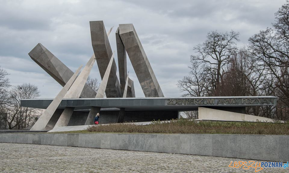 Anna Rodzinska, Pomnik Armii Poznań  Foto: materiały informacyjne UAP