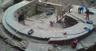 Baszta Armatnia na terenie dawnego szpitala przy Szkolnej Foto: Paweł F. Weiden Baszta Armatnia na terenie dawnego szpitala przy Szkolnej Foto: Paweł F. Weiden