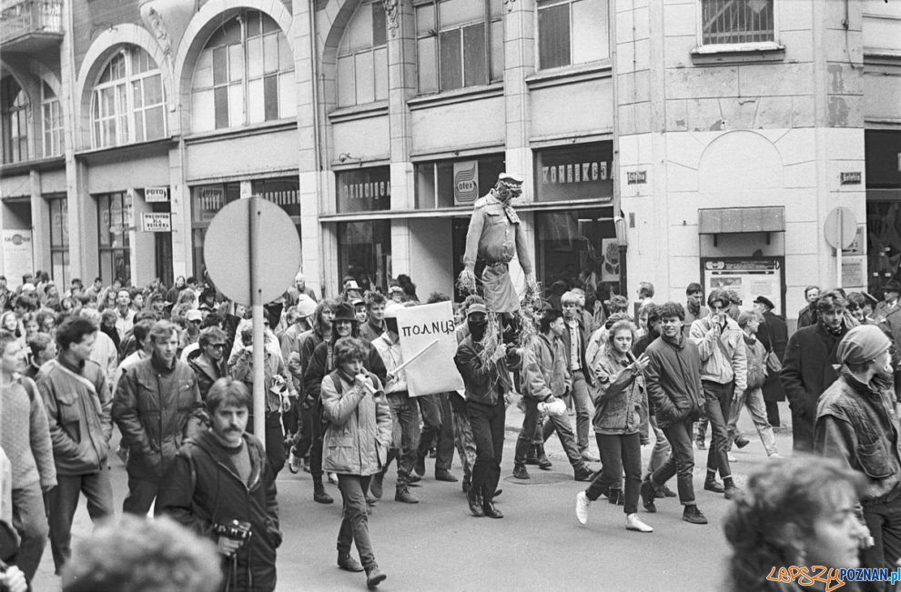 Sad nad Marzanna 21.03.1989 [Krzysztof Lesiewicz] (10)  Foto: Krzysztof Lesiewicz