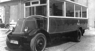 Renault 1928 r.  Foto: MPK Poznań