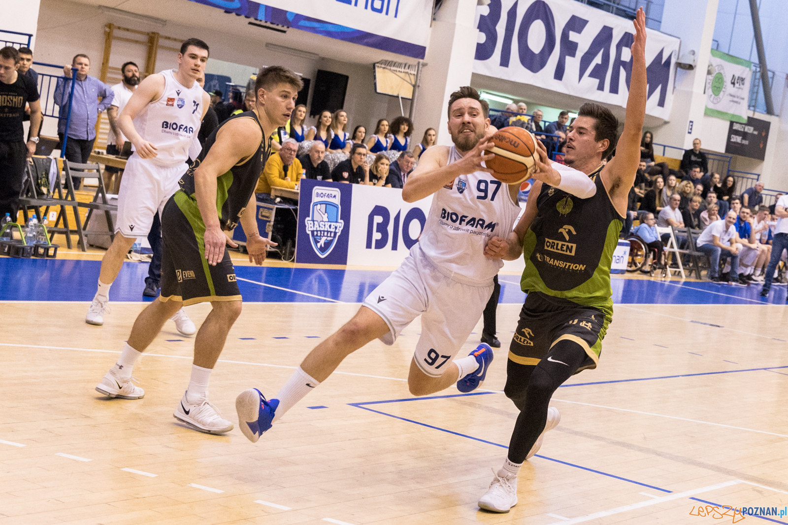 Miasto Szkła Krosno - Biofarm Basket Poznań 65:74 - Poznań 8.  Foto: LepszyPOZNAN.pl / Paweł Rychter