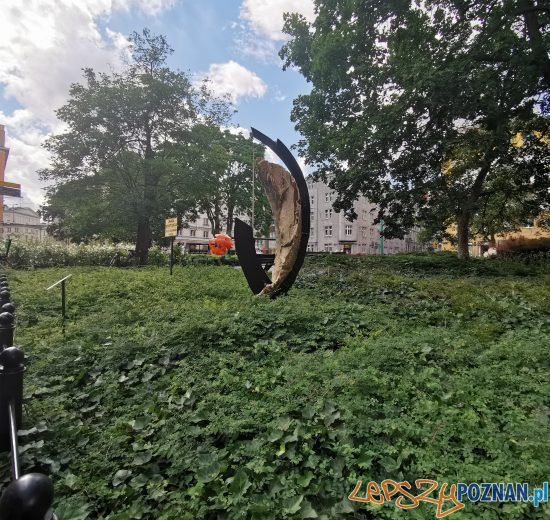 Studencka Scena Postaw Twórczych MŁODA RZEŹBA UAP – PLAC CYRYLA  Foto: UAP