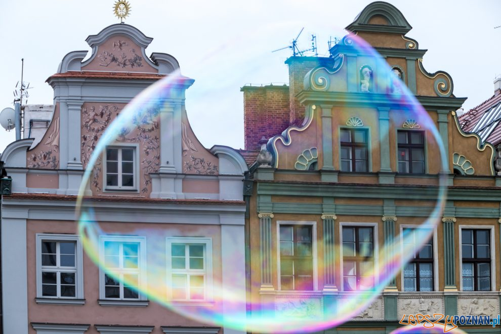 Stary Rynek - bańka mydlana  Foto: lepszyPOZNAN.pl/Piotr Rychter 