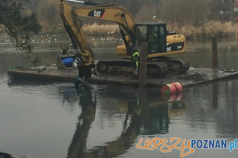 Odmulanie i oczyszczanie w parku Sołackim  Foto: materiały prasowe