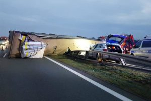 Wypadek na A2 - 29.09.2020  Foto: KM Policji w Poznaniu