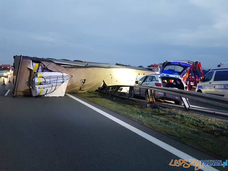 Wypadek na A2 - 29.09.2020  Foto: KM Policji w Poznaniu