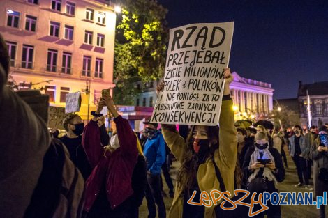 Strajk Kobiet Poznań: Aborcja wszedzie, bo była jest i będzie  Foto: LepszyPOZNAN.pl / Paweł Rychter