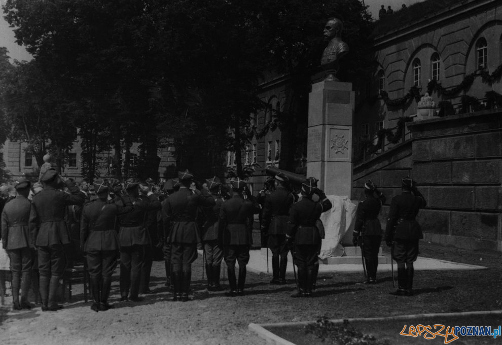 Cytadela pomnik Pilsudskiego 1930  Foto: NAC domena publiczna