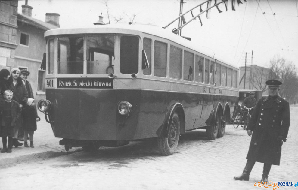 Glowna trolejbus otwarcie 12.202.1930. [NAC IKC]  Foto: NAC domena publiczna