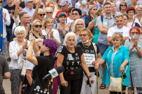 #MuremZaTVN - W obronie niezależnych mediów  Foto: lepszyPOZNAN.PL/Piotr Rychter