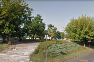 Park przy ul. Piłsudskiego w Obornikach  Foto: Google Street View