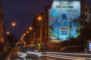 Mural Zacznij OD NOWA nocą  Foto: materiały prasowe / Maciej Nowaczyk