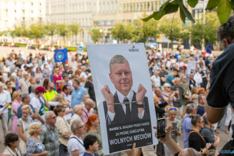 #MuremZaTVN - W obronie niezależnych mediów  Foto: lepszyPOZNAN.PL/Piotr Rychter