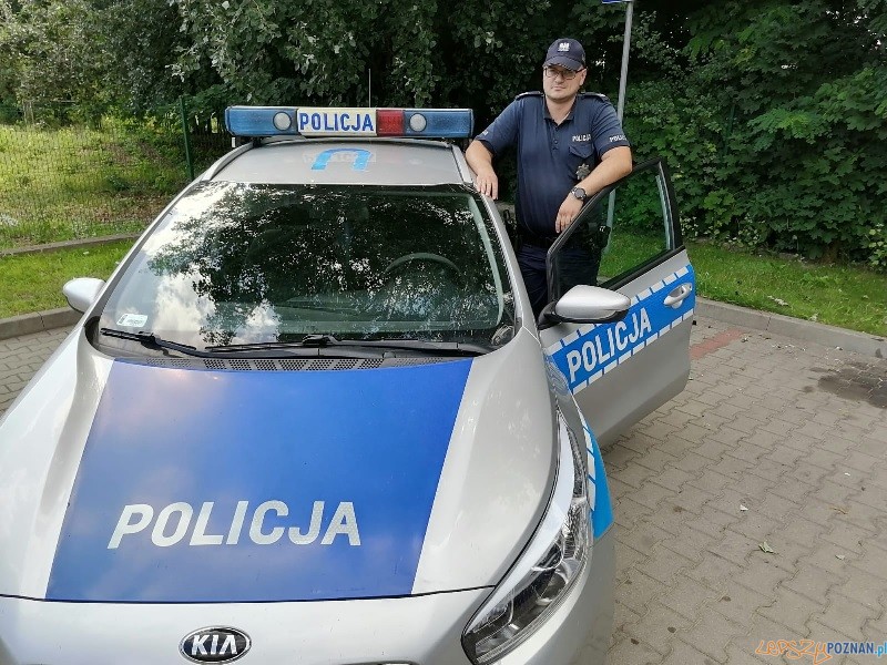 sierż. sztab. Dariusz Kędziora z Komisariatu Policji w Czerwonaku  Foto: materiały prasowe / KWP