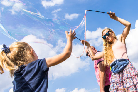 Festiwal Baniek Mydlanych na Polanie Harcerza - Poznań 11.07.20  Foto: LepszyPOZNAN.pl / Paweł Rychter