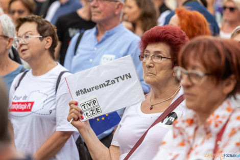 #MuremZaTVN - W obronie niezależnych mediów  Foto: lepszyPOZNAN.PL/Piotr Rychter