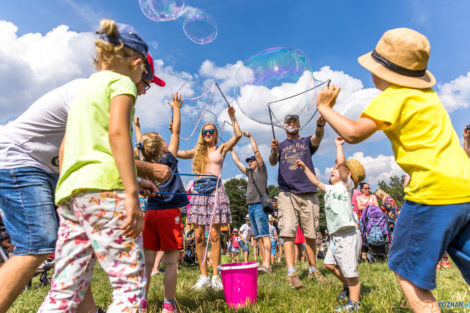 Festiwal Baniek Mydlanych na Polanie Harcerza - Poznań 11.07.20  Foto: LepszyPOZNAN.pl / Paweł Rychter