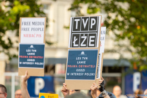 #MuremZaTVN - W obronie niezależnych mediów  Foto: lepszyPOZNAN.PL/Piotr Rychter