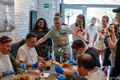 3. Wielki Challenge Hot Burger Champion James Star  Foto: lepszyPOZNAN.PL/Piotr Rychter