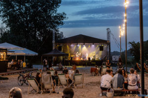 Plaża Wilda Eco Village - Neons  Foto: lepszyPOZNAN.PL/Piotr Rychter