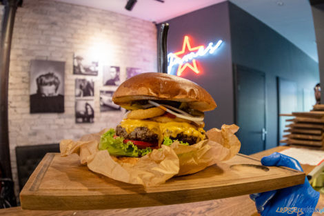 3. Wielki Challenge Hot Burger Champion James Star  Foto: lepszyPOZNAN.PL/Piotr Rychter