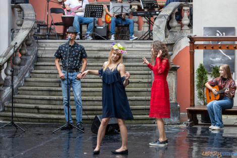 Poznańska Scena Młodych - Niebieska tancbuda  Foto: lepszyPOZNAN.pl/Piotr Rychter