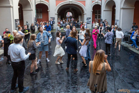 Poznańska Scena Młodych - Niebieska tancbuda  Foto: lepszyPOZNAN.pl/Piotr Rychter