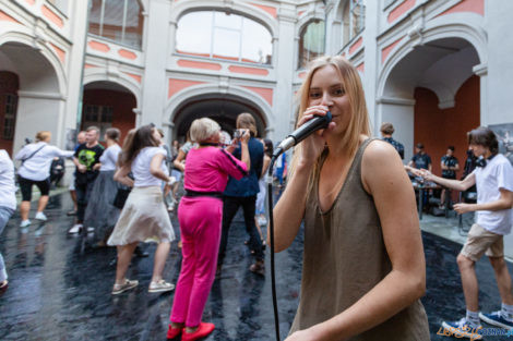 Poznańska Scena Młodych - Niebieska tancbuda  Foto: lepszyPOZNAN.pl/Piotr Rychter