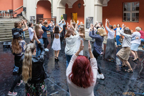 Poznańska Scena Młodych - Niebieska tancbuda  Foto: lepszyPOZNAN.pl/Piotr Rychter