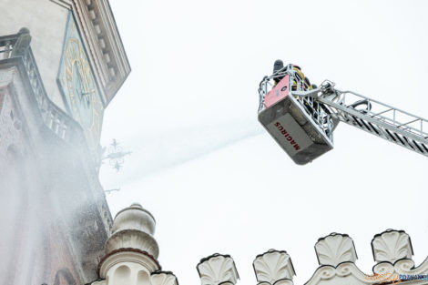 Ćwiczenia Strażaków na Starym Rynku  Foto: lepszyPOZNAN.pl/Piotr Rychter