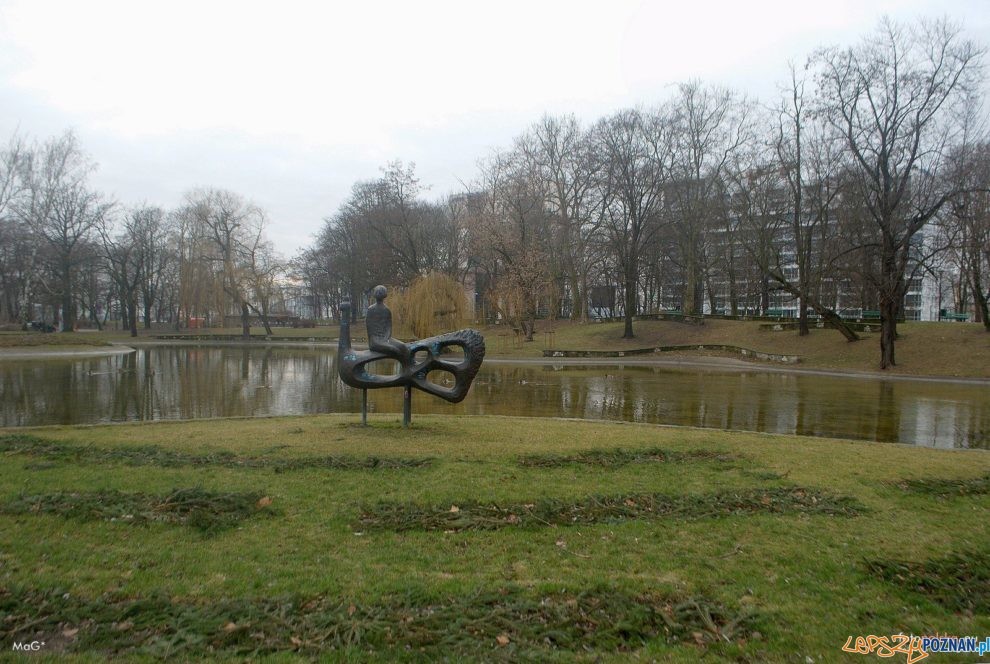 Paw Park Marcinkowskiego, rzeźba Anny Krzymańskiej  Foto: mag / fotopolska