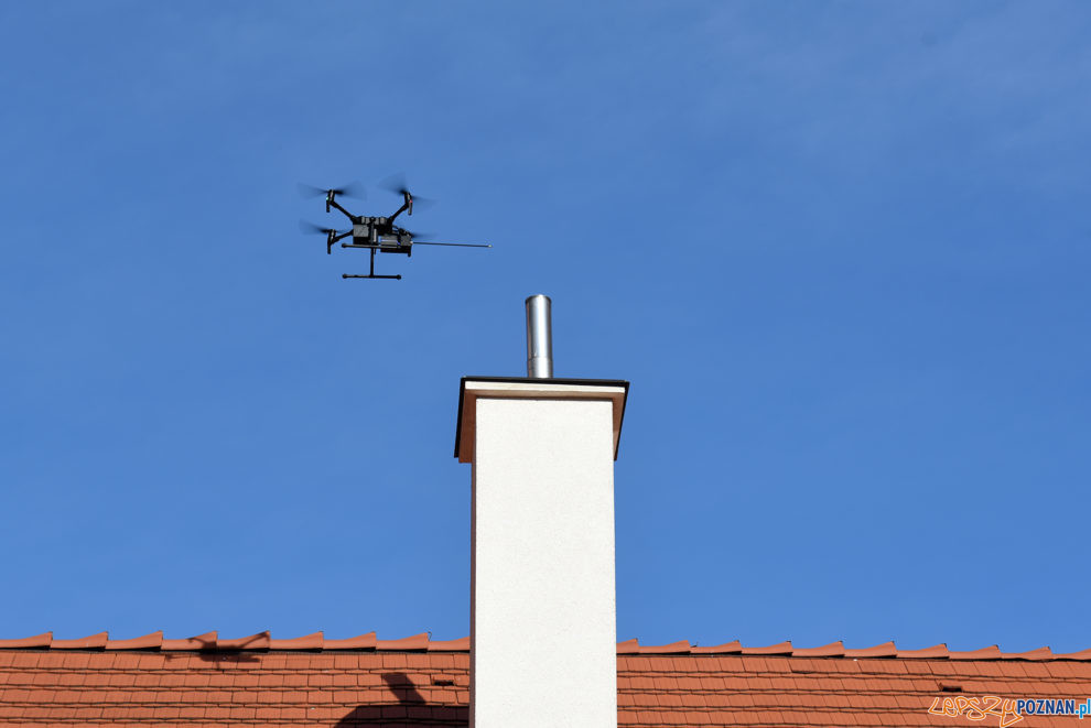 Dron bada jakość powietrza  Foto: UM Poznania