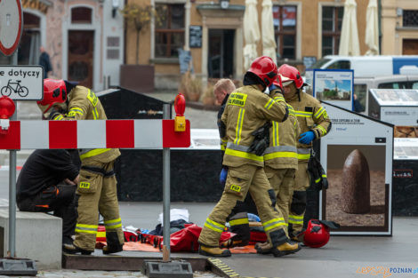 Ćwiczenia Strażaków na Starym Rynku  Foto: lepszyPOZNAN.pl/Piotr Rychter