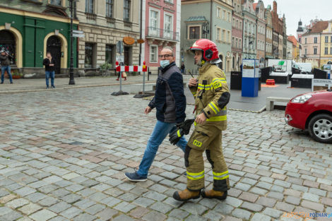 Ćwiczenia Strażaków na Starym Rynku  Foto: lepszyPOZNAN.PL/Piotr Rychter