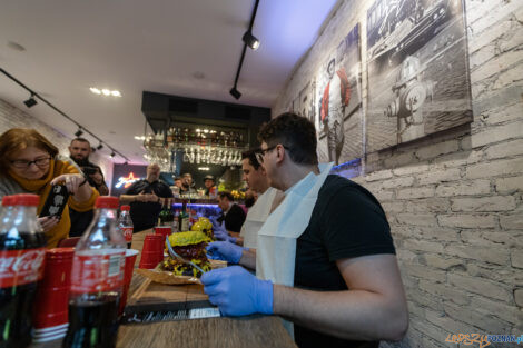 6. Wielki Challenge Hot Burger Champion James Star  Foto: lepszyPOZNAN.pl/Piotr Rychter