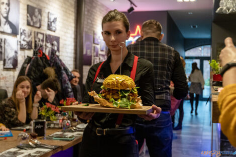 6. Wielki Challenge Hot Burger Champion James Star  Foto: lepszyPOZNAN.pl/Piotr Rychter