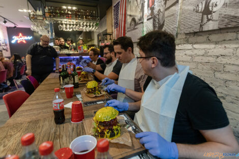 6. Wielki Challenge Hot Burger Champion James Star  Foto: lepszyPOZNAN.pl/Piotr Rychter