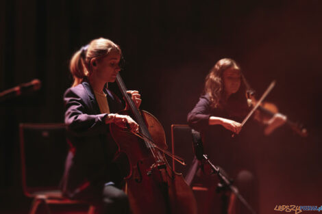 Hania Rani &Dobrawa Czocher „Inner Symphonies” 04.12.2021  Foto: lepszyPOZNAN.pl/Ewelina Jaśkowiak