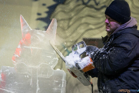 XV Poznań Ice Festival 2021: konkurs speed ice carving - Arena,  Foto: Paweł Rychter