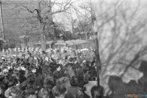 Klempicz Stop demonstracja Polwiejska 18.03.1989 [Krzysztof Lesiewicz] (16)  Foto: 