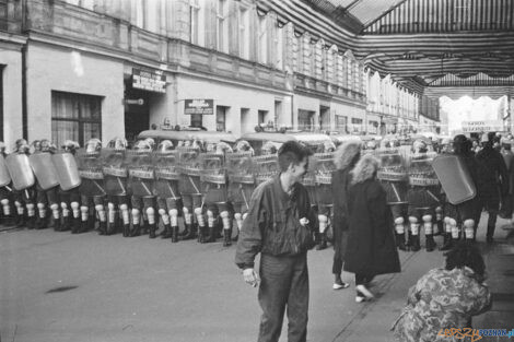 Klempicz Stop demonstracja Polwiejska 18.03.1989 [Krzysztof Lesiewicz] (23)  Foto: 