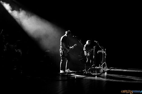 Organek - Na razie stoję, na razie patrzę  Foto: Kasia Lonowska