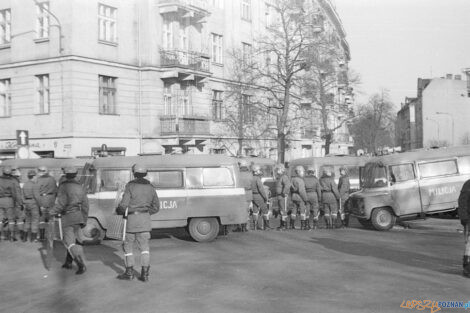 Klempicz Stop demonstracja Polwiejska 18.03.1989 [Krzysztof Lesiewicz] (18)  Foto: 