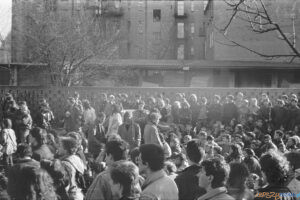 Klempicz Stop demonstracja Polwiejska 18.03.1989 [Krzysztof Lesiewicz] (20)  Foto: 