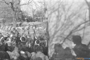 Klempicz Stop demonstracja Polwiejska 18.03.1989 [Krzysztof Lesiewicz] (3)  Foto: 