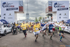 Start biegu Wings for Life World Run w Poznaniu  Foto: Marcin Kin