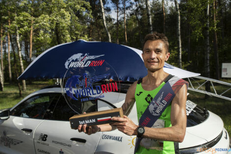Dariusz Nożyński - zwycięzca polskiej edycji Wings for Life World Run  Foto: Damian Kramski