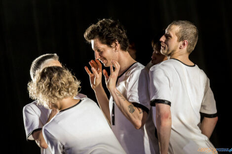 "KoczkodanSe" - Premiera spektaklu Polskiego Teatru Tańca - 01.  Foto: lepszyPOZNAN.pl/Ewelina Jaśkowiak