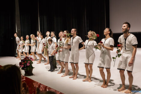 "KoczkodanSe" - Premiera spektaklu Polskiego Teatru Tańca - 01.  Foto: lepszyPOZNAN.pl/Ewelina Jaśkowiak